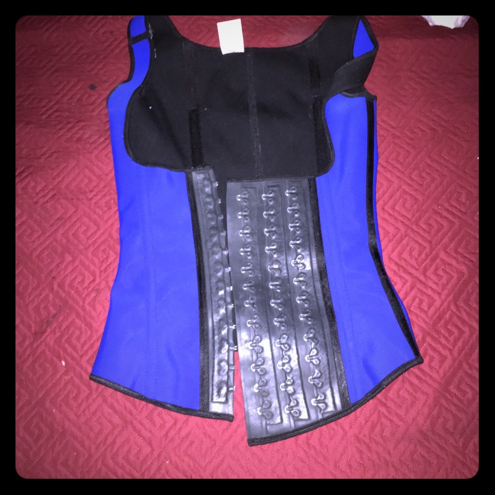 Waist trainer